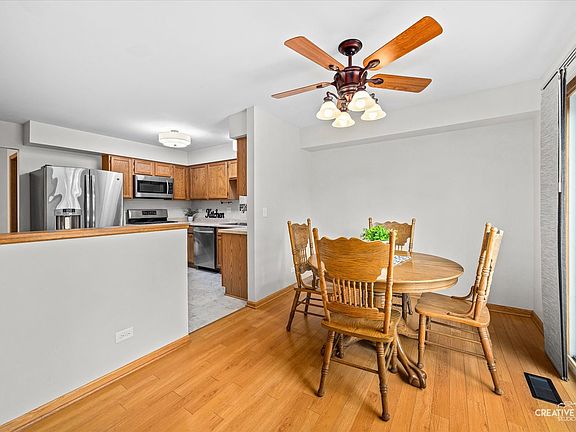 5th image of 1436 Exeter Ln