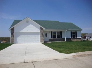 293 Duffers Dr, Saint Clair, MO 63077