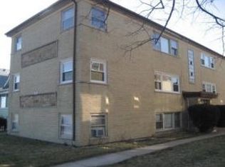 6917 W Irving Park Rd, Chicago, IL 60634