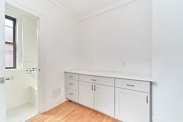 Rented by Living New York