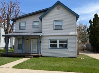 409 S Court Ave, Gaylord, MI 49735