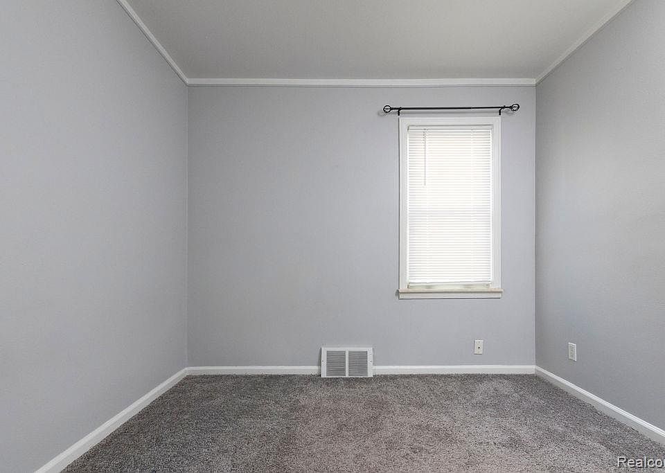 2043 Mill St, photo 11