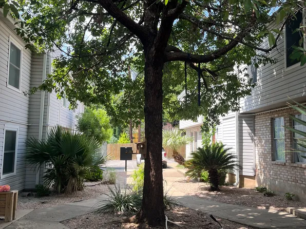 1904 Goodrich Ave APT 15, Austin, TX 78704