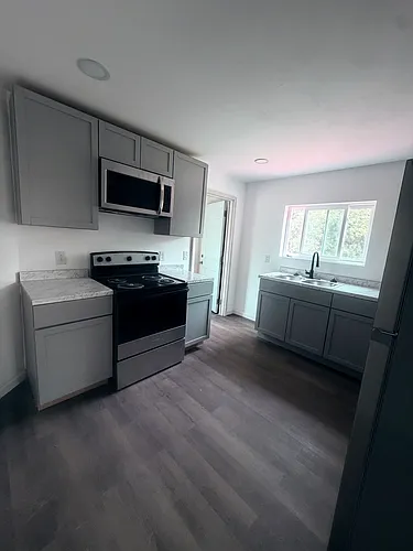 507 W Seneca St #2 Photo 1