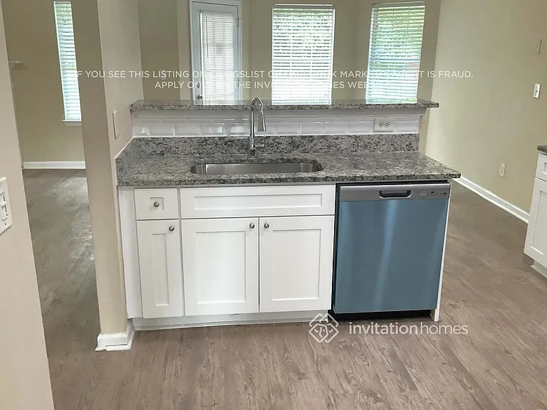 9782 Sinclair Ln — Photo 9