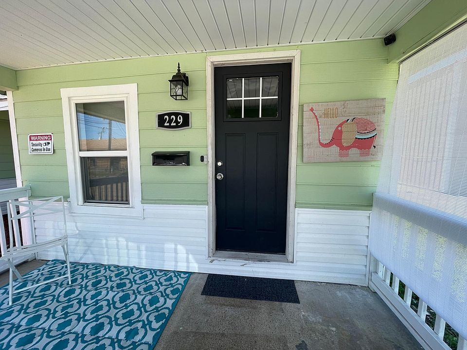 1st image of 229 W Washington Ave