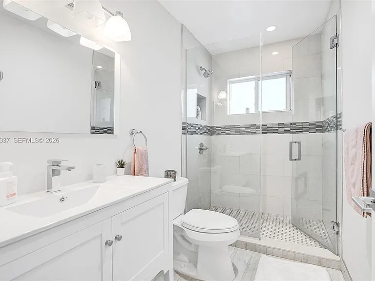 1102 Meadowlark Ave — Photo 44