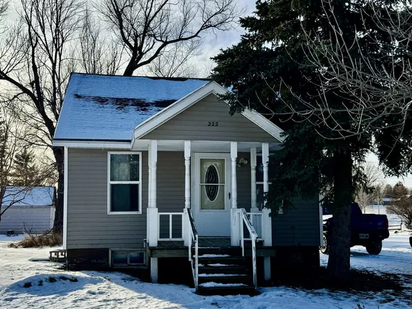 222 1st St S, Halliday, ND 58636