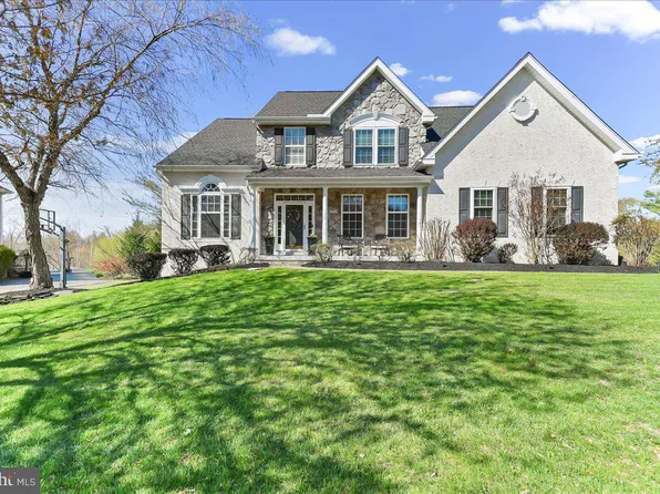 179 Picket Post Ln, Phoenixville, PA 19460