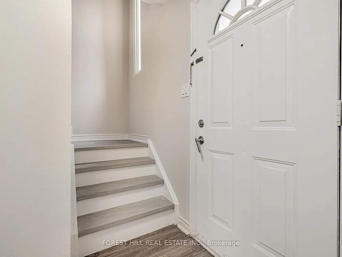 Building Photo - 16 Rexdale Blvd #25