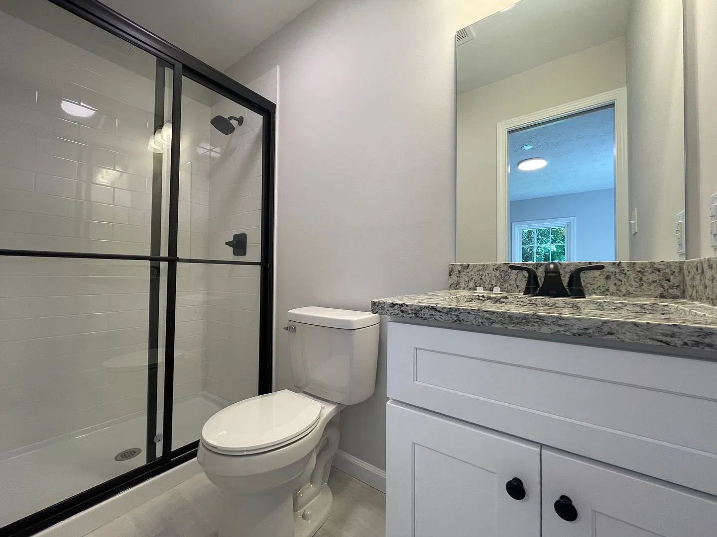 Pre-Leasing For August 10th 2027! — Photo 4