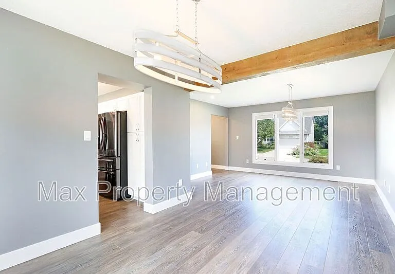 8200 Northview Dr — Photo 9