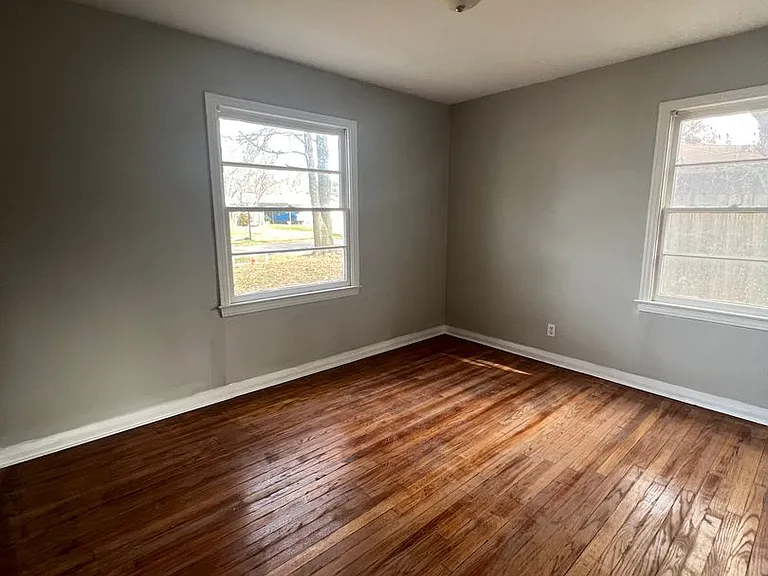 3204 McGregor St — Photo 6