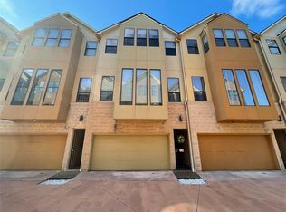 954 Patterson St, Houston, TX 77007