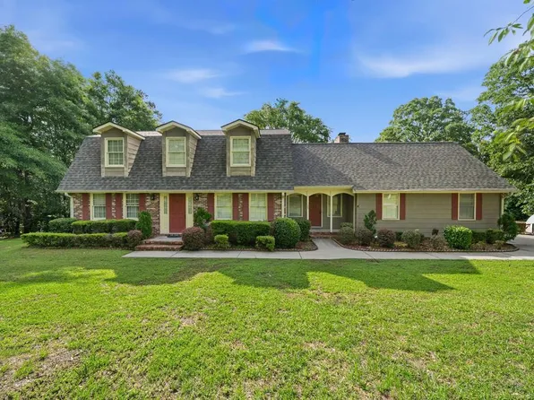 123 Pinecrest Dr NE, Milledgeville, GA 31061