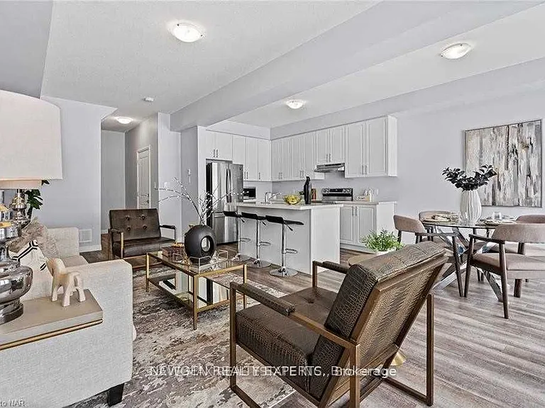 4855 Pettit Ave — Photo 8