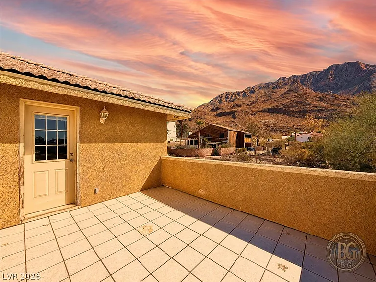 764 Benedict Dr — Photo 36