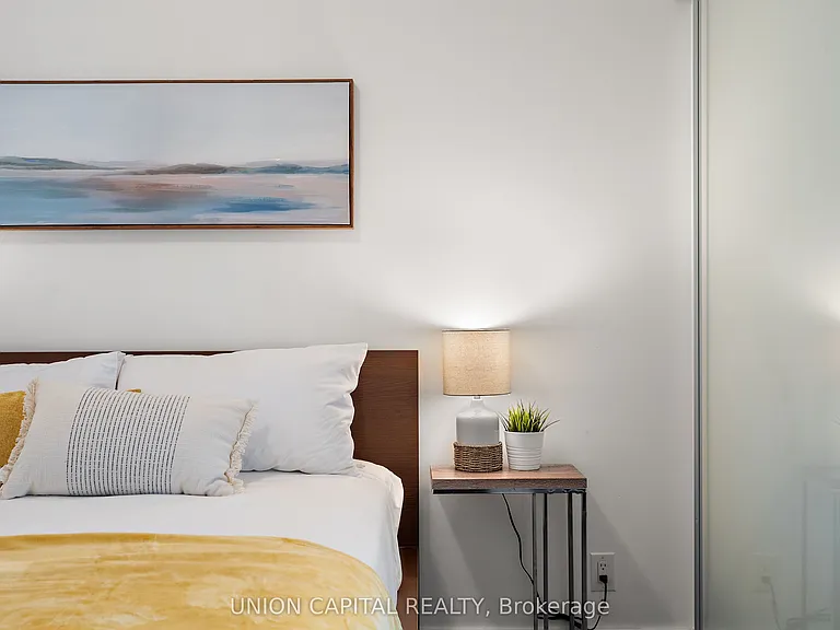 12 York St #501 — Photo 18