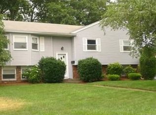 15 Princeton St, Peabody, MA 01960