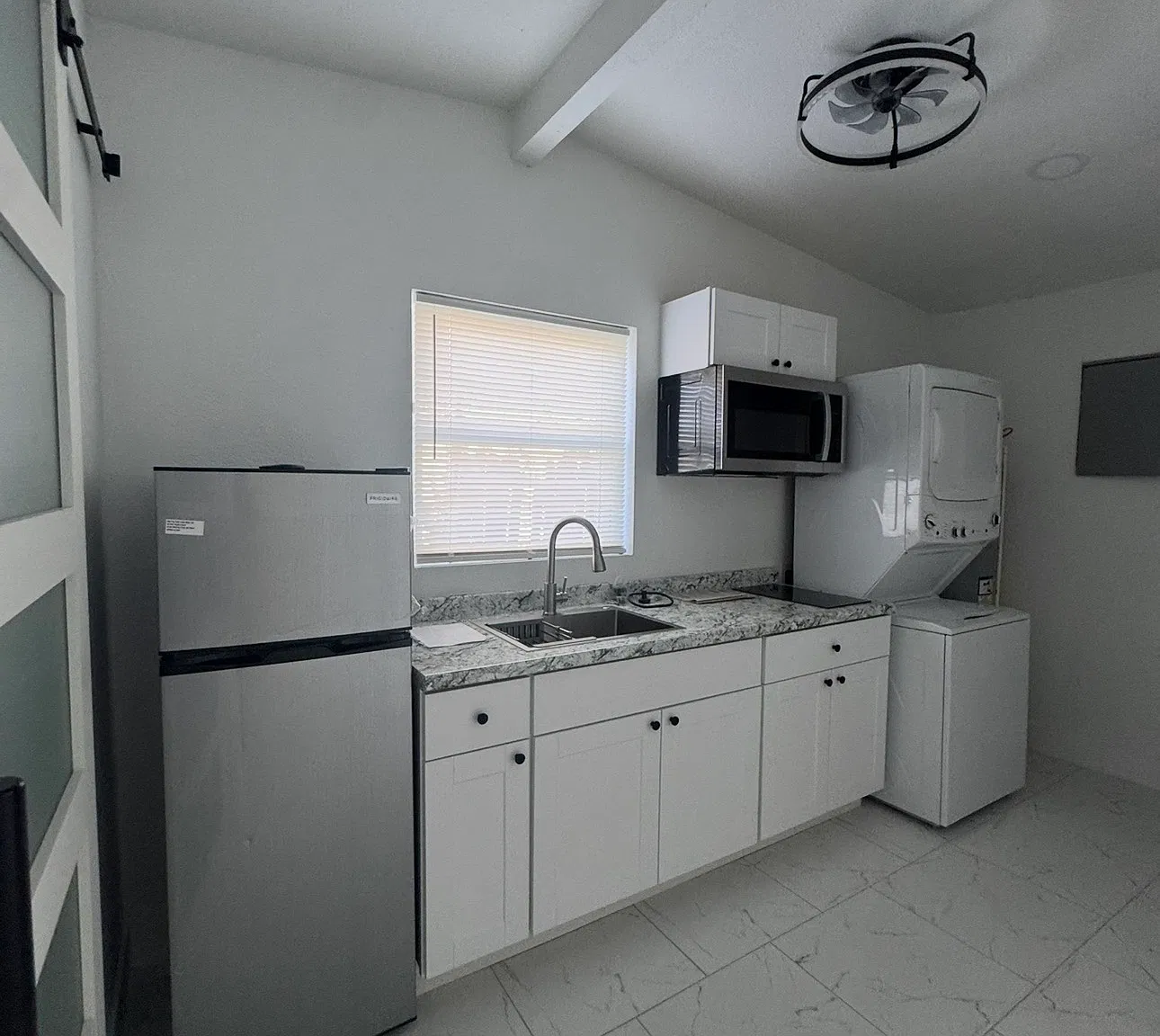 1 bed, 760 sqft, $1,399 — Photo 4