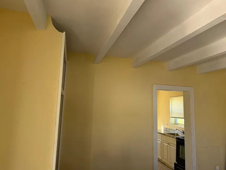 371 Banyan Ave — Photo 11