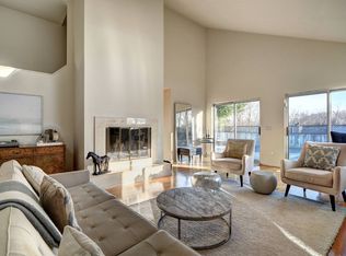 64 Bucks Path, EAST HAMPTON, NY 11937