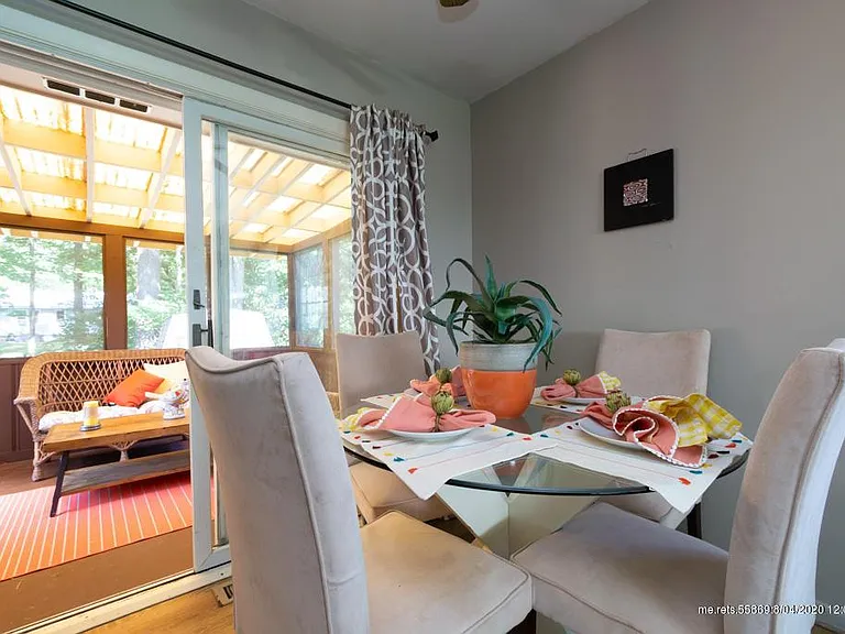 8 Williams Dr — Photo 4