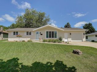248 E Antoine Dr, Pt Washington, WI 53074