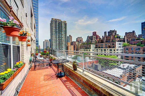 Sold by Halstead Real Estate | media 30