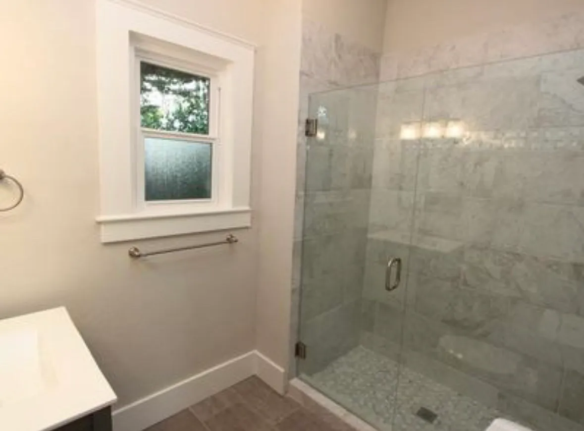 2 bed, 1048 sqft, $3,400 — Photo 4