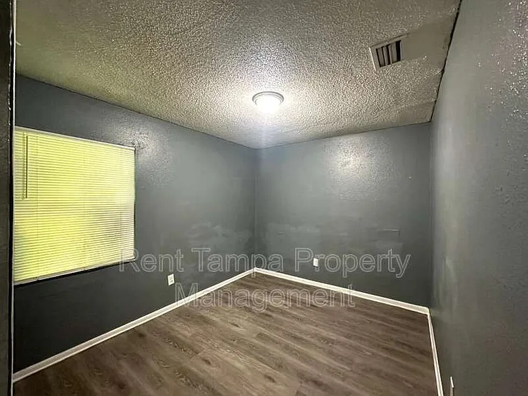 8304 N Mulberry St — Photo 38
