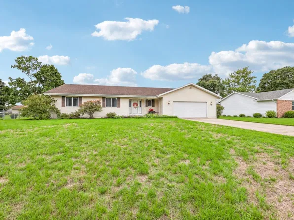720 E Holly Rd, Beloit, WI 53511