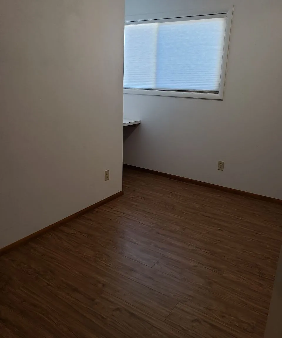 3 bed, 1.5 bath, 1400 sqft, $2,190 — Photo 4