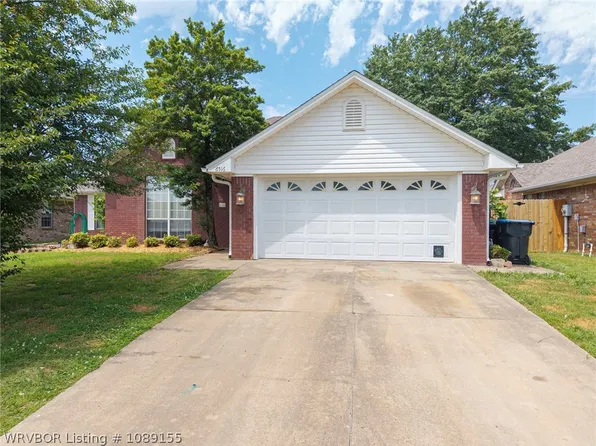 6516 Fallstone Rd, Fort Smith, AR 72916