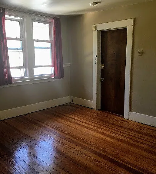 714 W Liberty St #3 — Photo 10