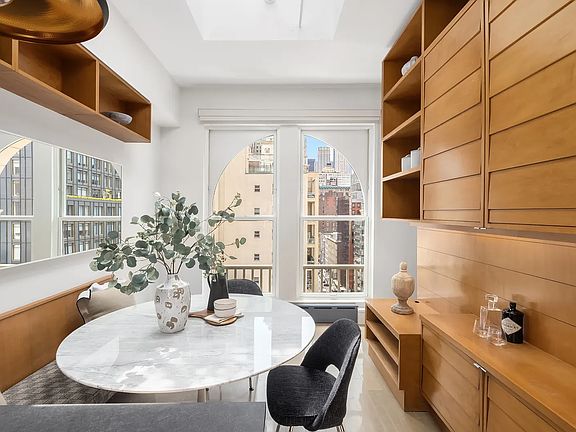 5th image of 366 Broadway Penthouse A