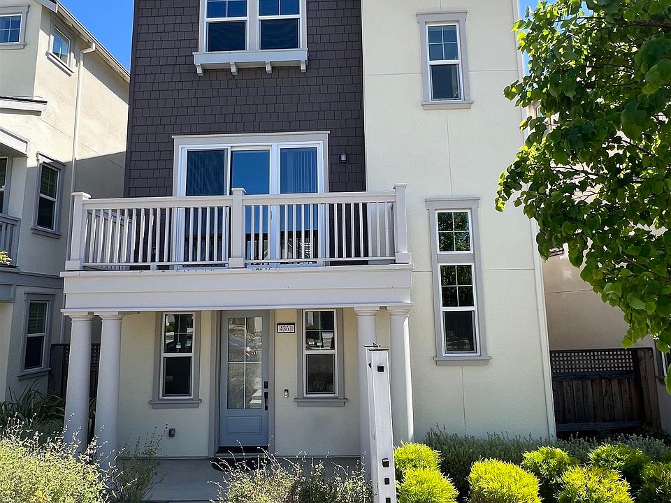 1st image of 4361 Panorama Dr