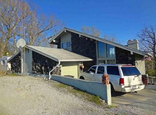 6606 E Riverview Rd, Monticello, IN 47960