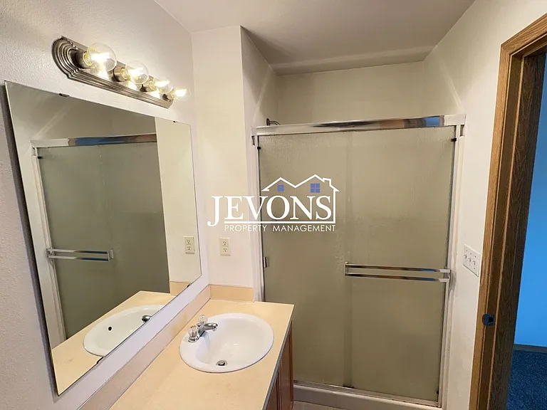 4538 S Warner St #A — Photo 19