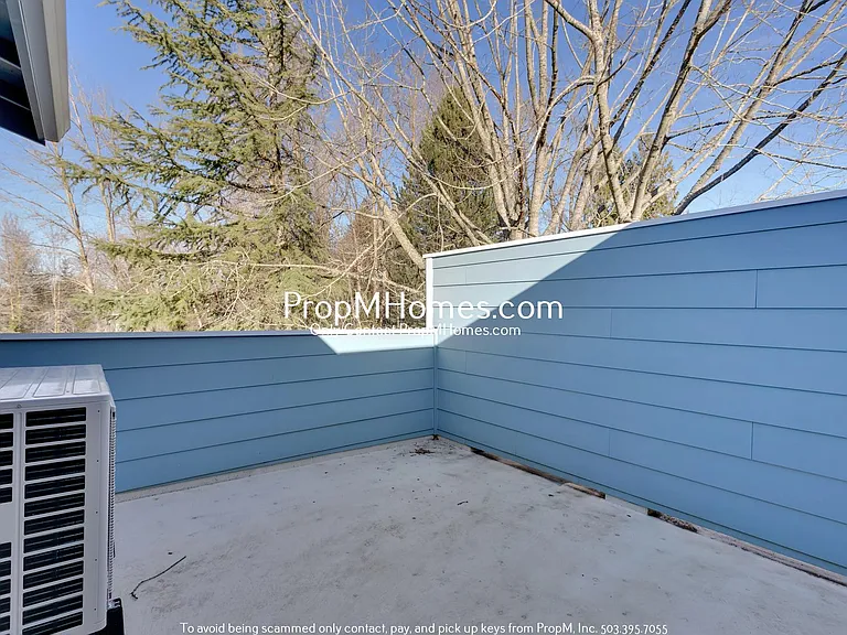9597 SE Crystal View Dr #B — Photo 18