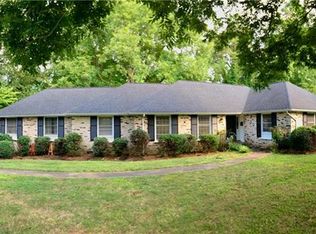 3361 Deerwood Dr, Gastonia, NC 28054