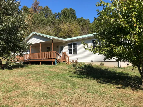5663 Horns Mill Rd SE, Sugar Grove, OH 43155