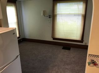 1724 W 4th St, Dixon, IL 61021