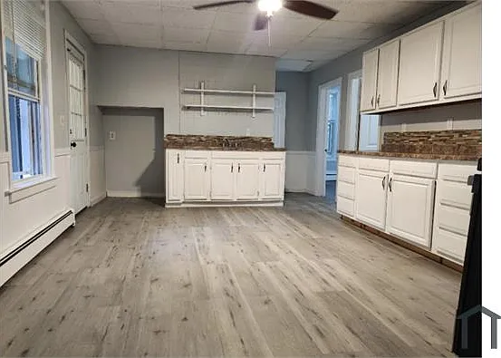 29 Peck St #1 — Photo 4