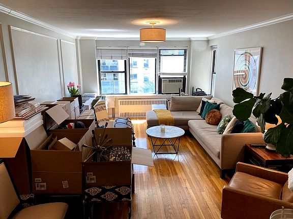 5th image of 157 E 18th St APT 4B