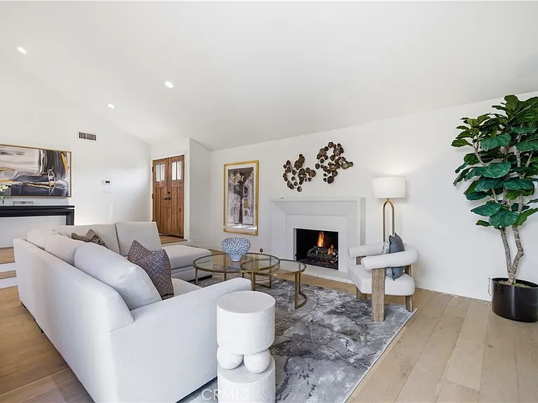 5347 Cangas Dr — Photo 7