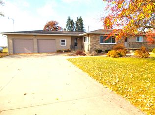 2961 N Fraser Rd, Pinconning, MI 48650