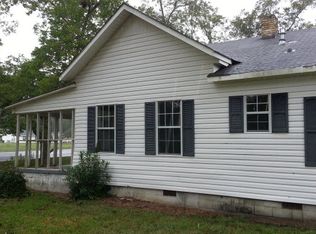 705 S Main St, Headland, AL 36345