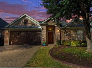 355 Parkvillage Ave, Fairview, TX 75069
