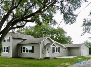 22280 W Hellwig Rd, Genoa, OH 43430